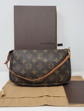 LOUIS VUITTON Monogram Pochette Accessories Pouch Handbag